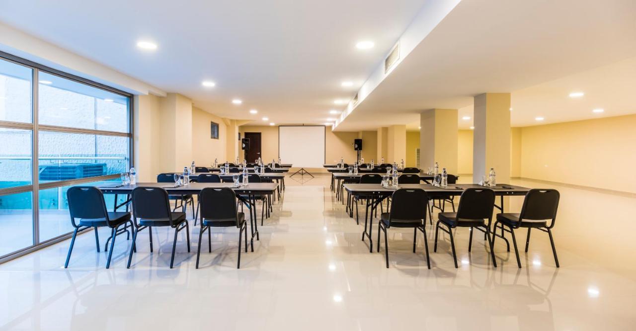 Ribai Hotels - Barranquilla Экстерьер фото